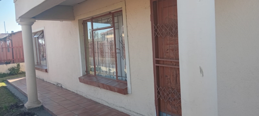 3 Bedroom Property for Sale in Zamdela Free State